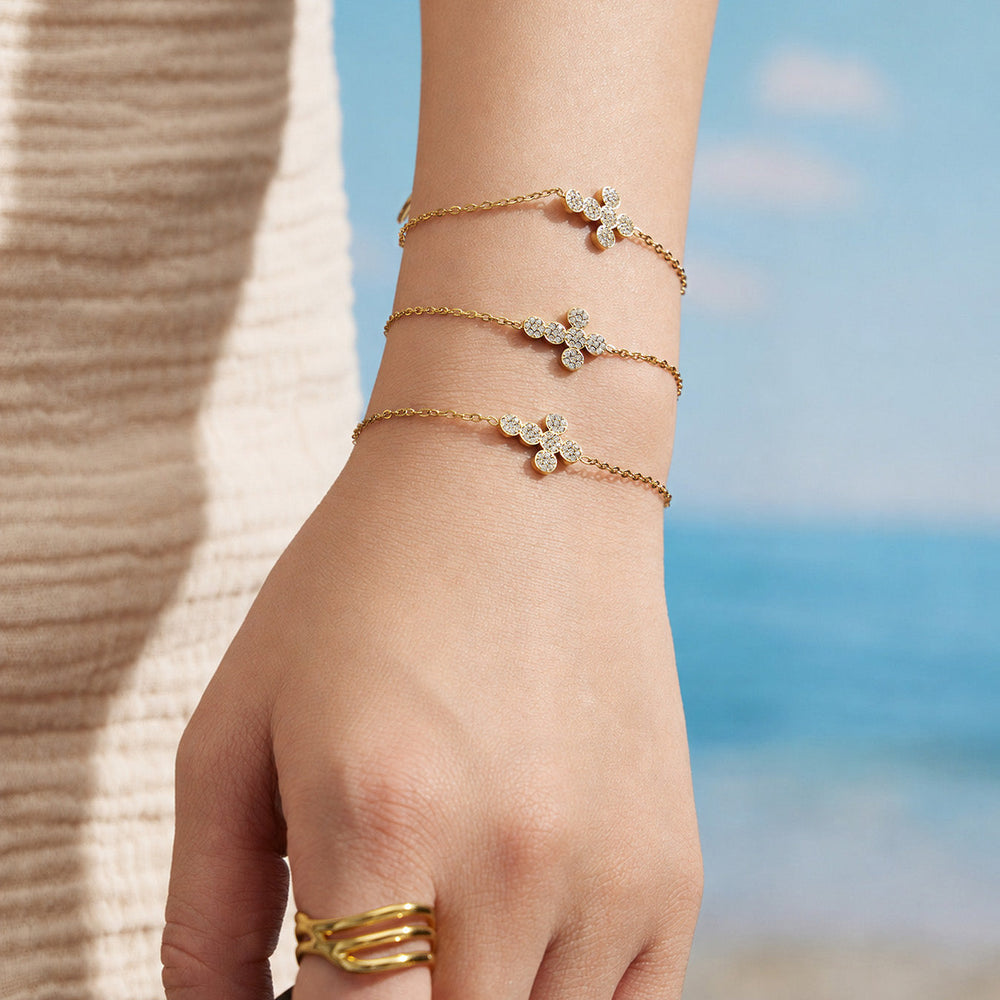 Dainty Cross Zircon Bracelet