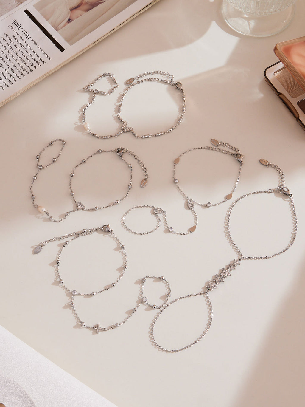 Dainty Grace finger chain collection detail 4