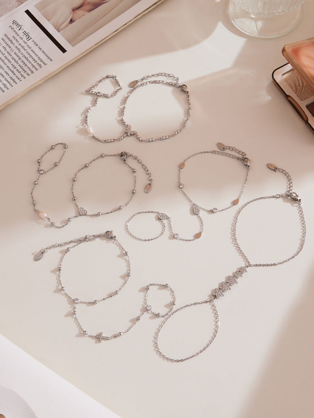 Dainty Grace finger chain collection detail 4