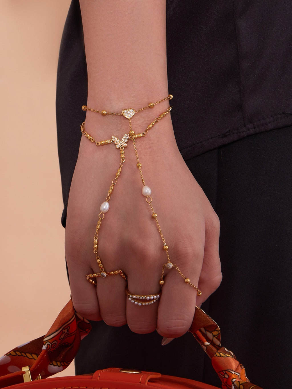 Dainty Grace finger chain collection detail 7