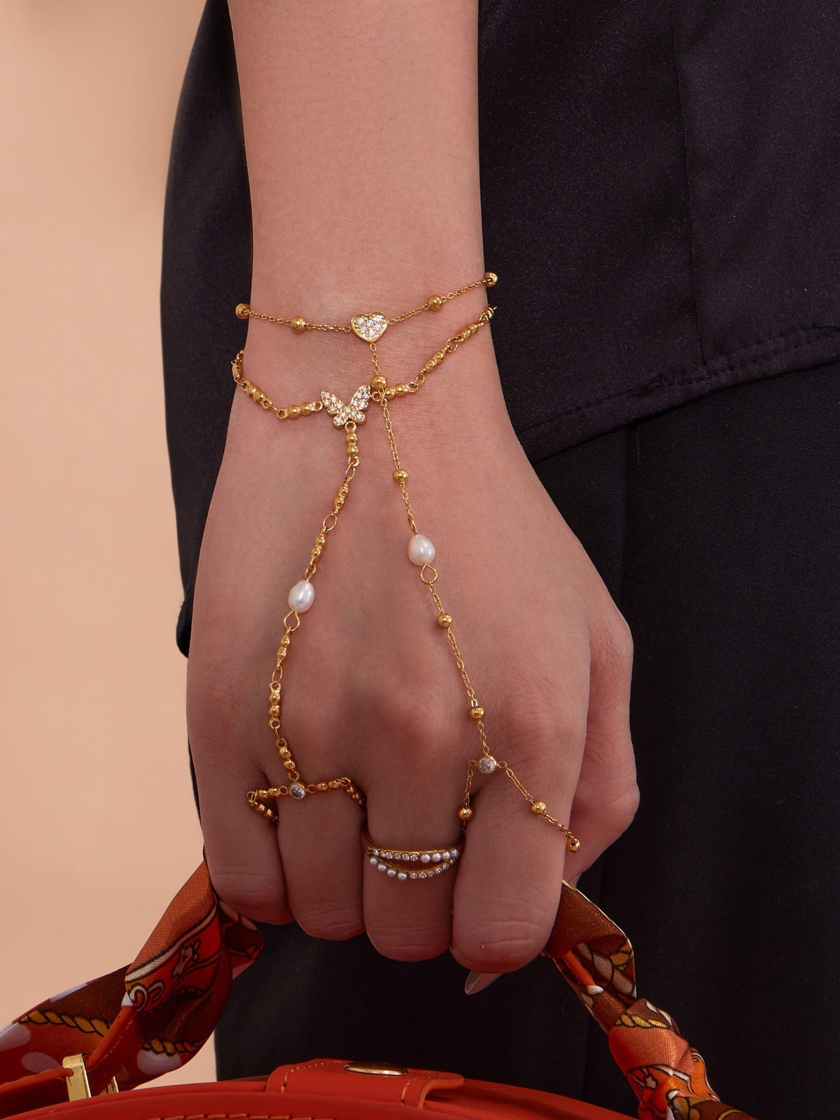 Dainty Grace finger chain collection detail 7