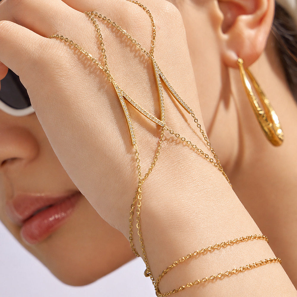 Radiant V Hand Chain